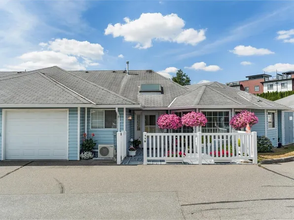 1450 McCallum Rd #118, Abbotsford, BC V2S 8A5