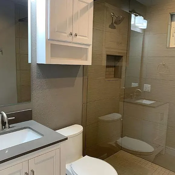1235 S Florence Ave — Photo 20