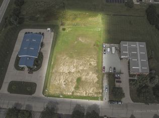 9518 Corsair Rd, Frankfort, IL 60423