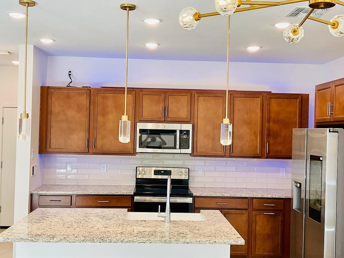 Building Photo - 2759 S Jackrabbit Dr