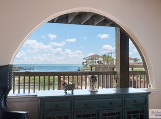 1302 Harbor Island Dr, Pt Isabel, TX 78578