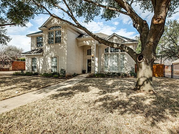 2nd image of 2829 Southshore Dr