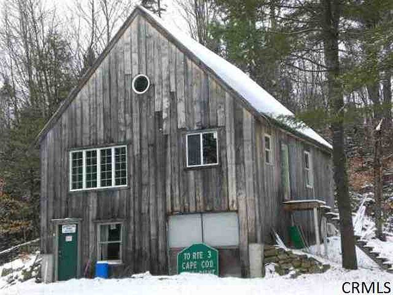2nd image of 402 COUNTY HIGHWAY 112