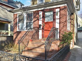 817 E 12th St, Brooklyn, NY 11230