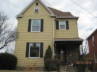 1080 Allison Ave, Washington, PA 15301