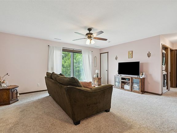 4th image of 1015 Woodland Heights Ct SE APT 14