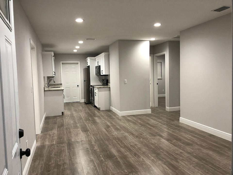1st image of 4217 E Palifox St