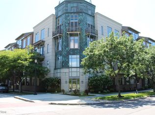 16800 Van Aken Blvd APT 212, Shaker Heights, OH