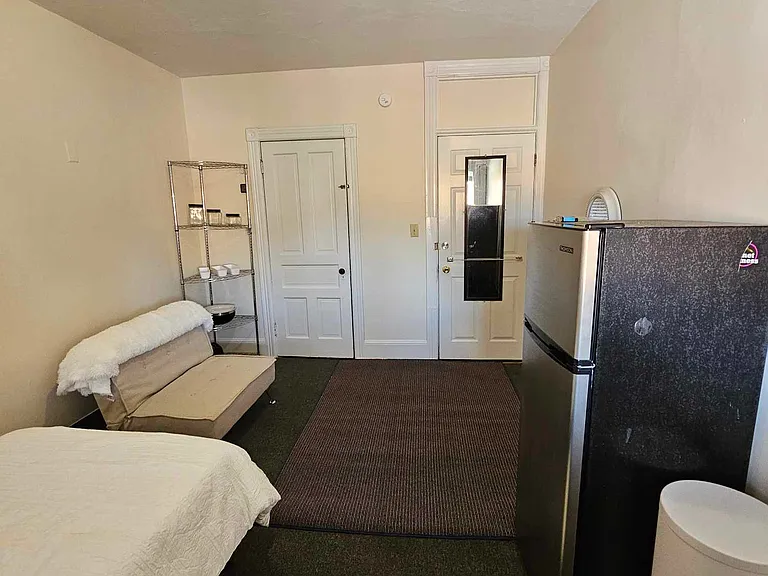 610 Grace St #11 — Photo 6