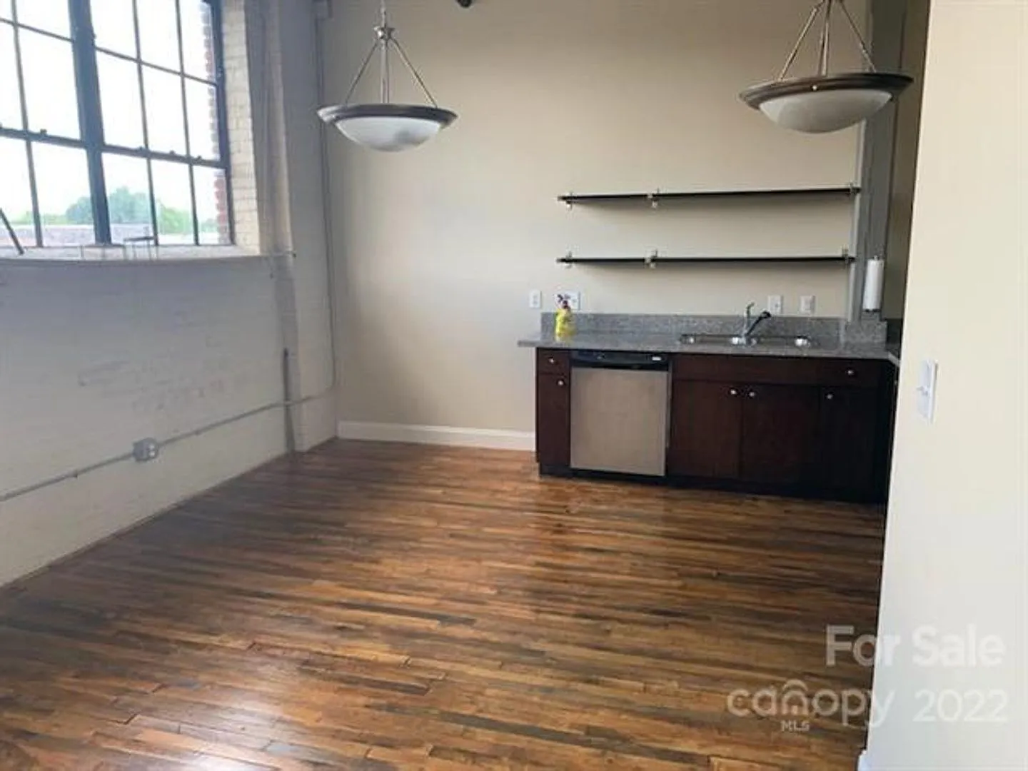 Fantastic loft Condo in Downtown Monroe, NC — Photo 4