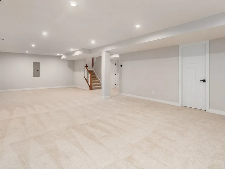 274 Wyman Lake Dr — Photo 43