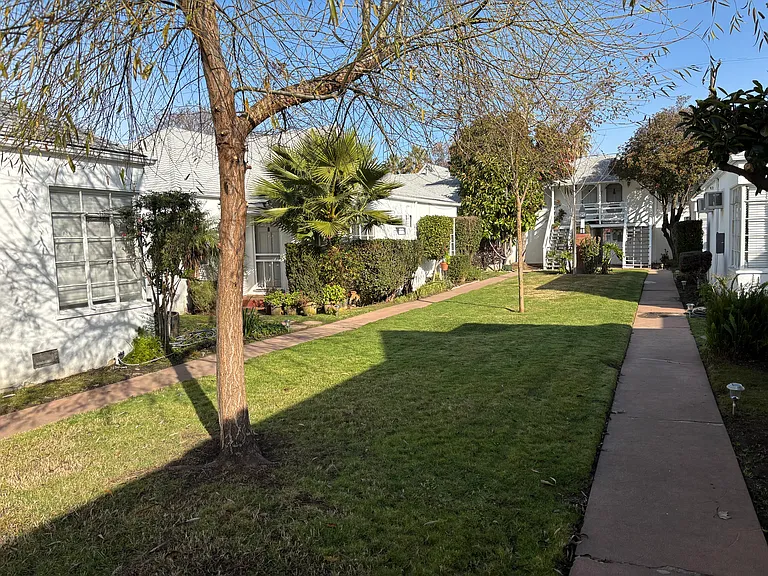 The Cottages on O Street — Photo 1