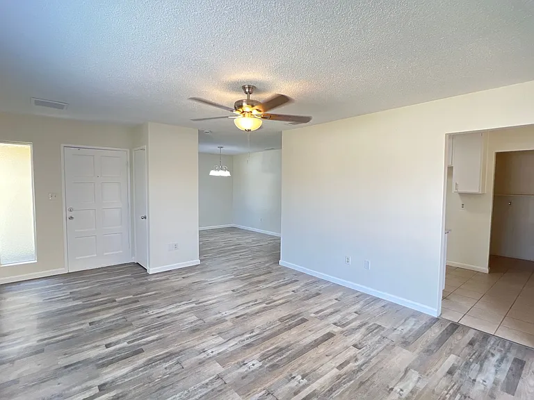 10917 Cave Ave — Photo 4