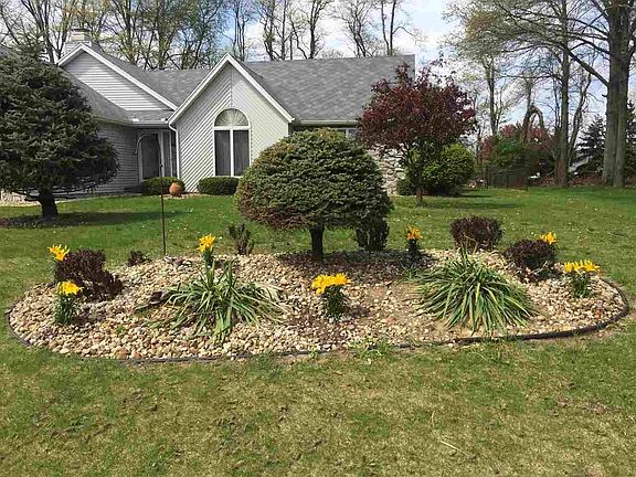 3rd image of 30051 N Cobus Dr