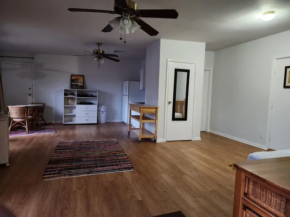 (undisclosed Address), Kailua, HI 96734
