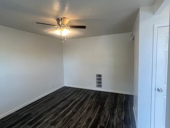 3rd image of 11108 Senac Pl NE #1
