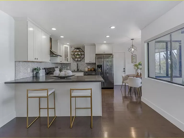 1368 Sevier Ave — Photo 19