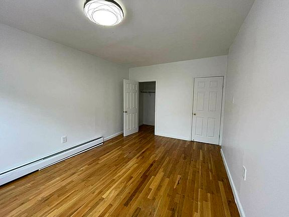 4th image of 150 10th St #1