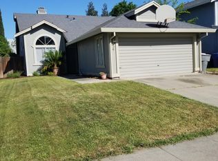 24 Amber Leaf Ct, Sacramento, CA 95838