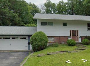 28 Lincoln Dr, Tupper Lake, NY 12986