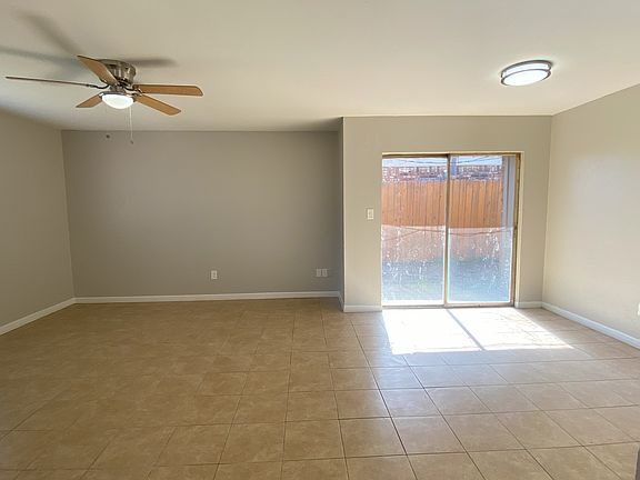 4th image of 5322 Brookhollow Dr