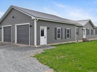 482 Pidgeon Hill Rd, Franklin, VT 05457