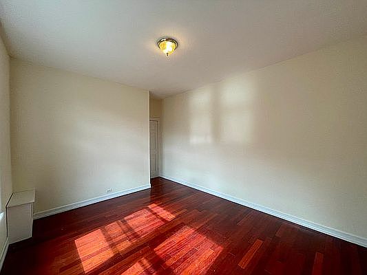 4th image of 929 Saint Nicholas Ave #5G