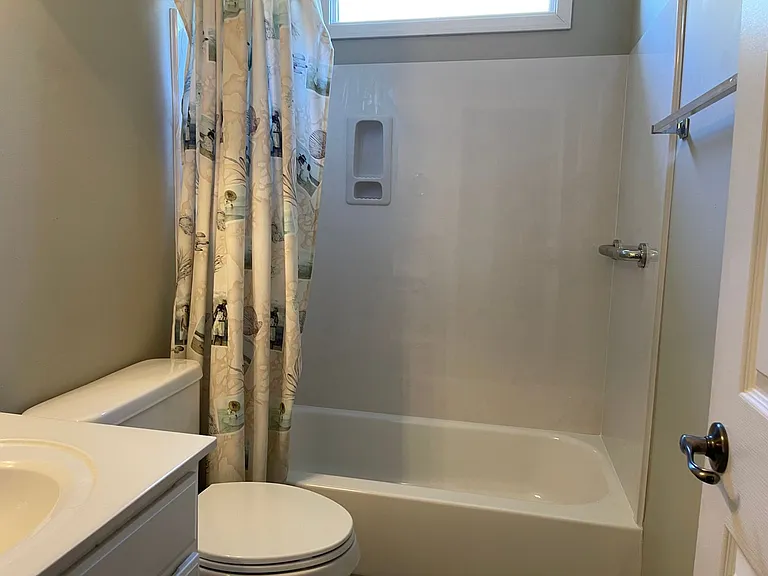 215 Stoners Glen Ct — Photo 22