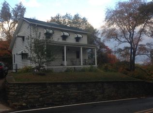 338 Mountain Rd, Larksville, PA 18651
