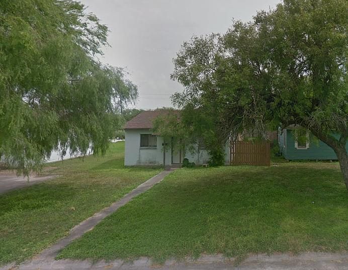 1st image of 1029 E Fordyce Ave