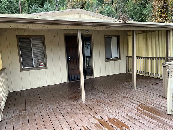 2nd image of 1970 Redwood Dr