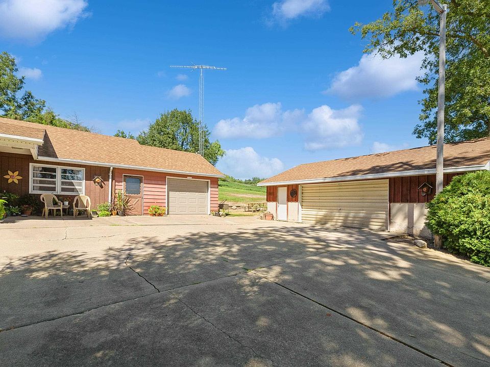 1184 Us Highway 67, Sabula, IA 52070 Zillow