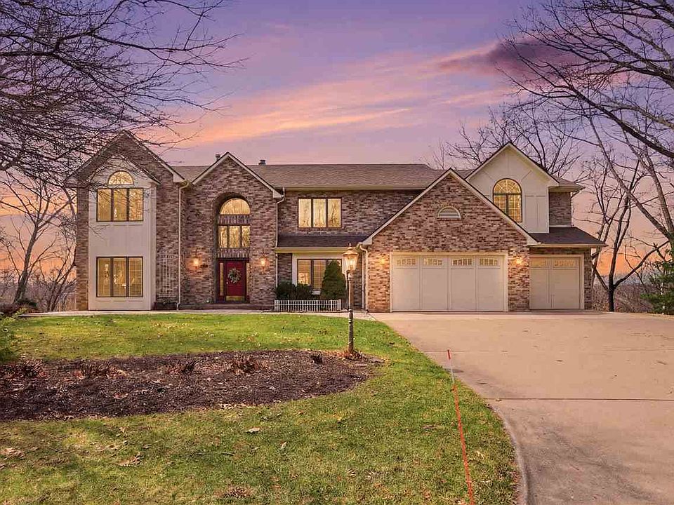 1st image of 3655 Forest Gate Dr NE