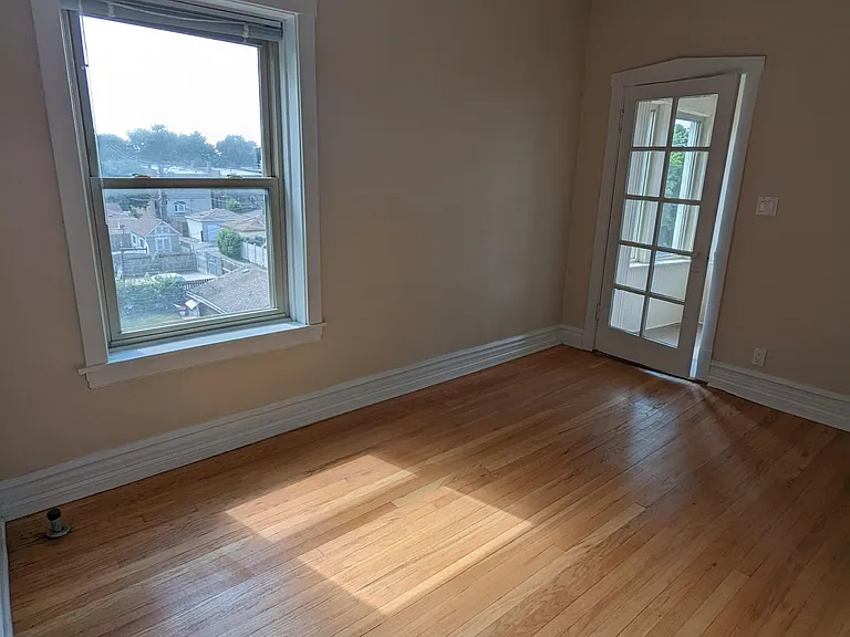 3024 W Addison St #3 — Photo 8