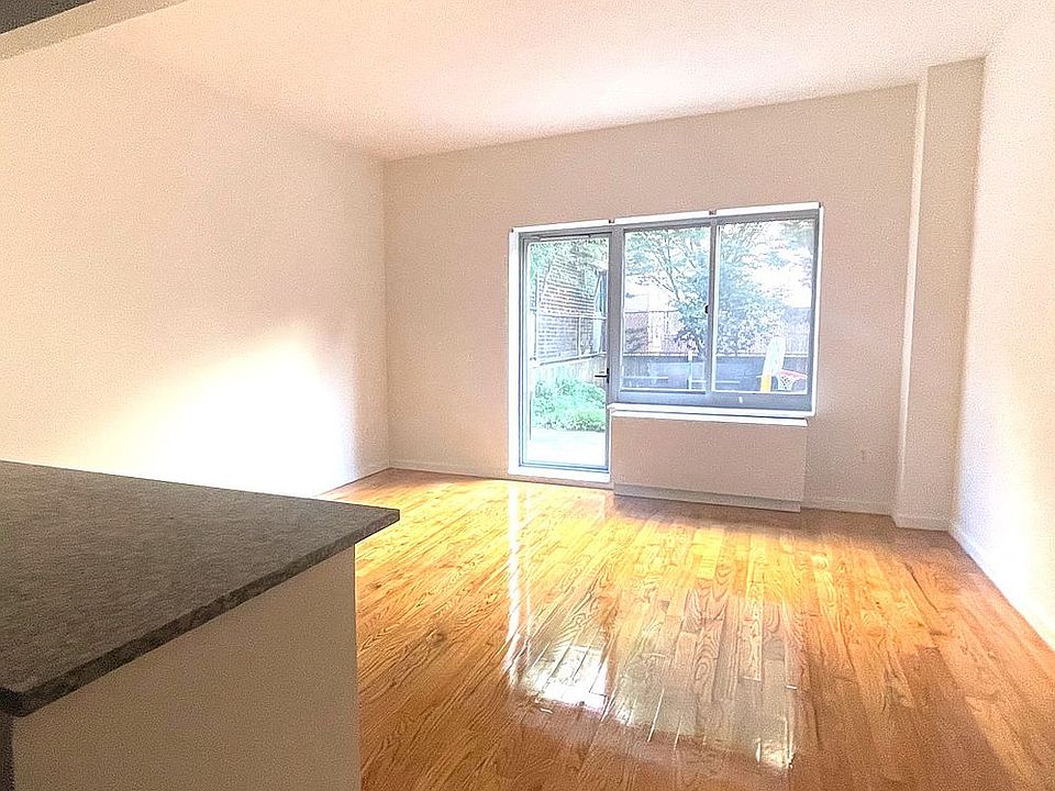 1st image of 324 Pleasant Ave APT 1B
