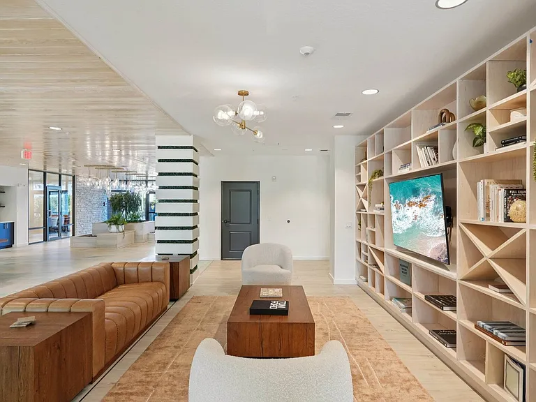 The Centro Apartments — Photo 48