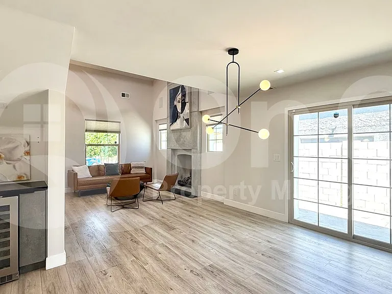 1029 E Garfield St #A — Photo 4