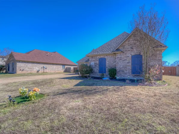 234 Arrowhead Dr, Bossier City, LA 71111