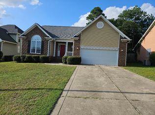 1522 Stonewood Dr, Fayetteville, NC 28306