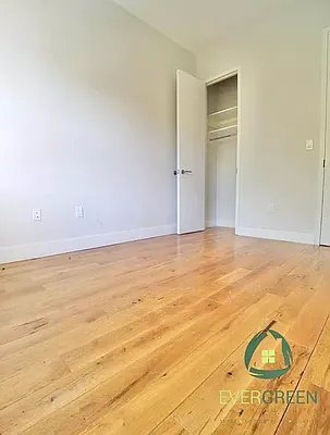 Rented by ERNY LLC | media 3