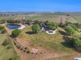 16315 Pawnee Rd, Bennington, NE 68007