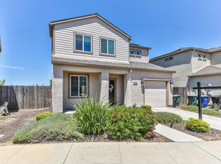 8111 Weeping Willow Ln, Sacramento, CA 95828
