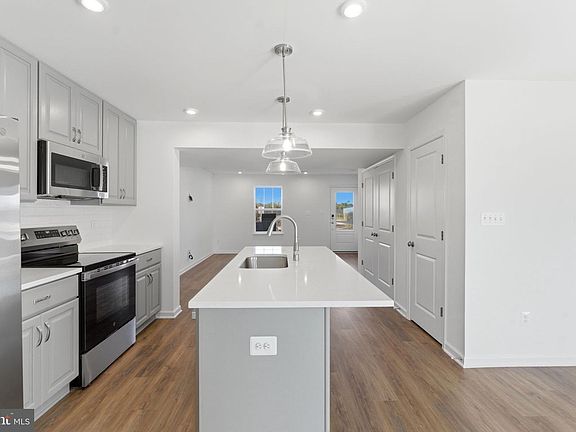 5th image of 161 Bosque Ct Homesite 2