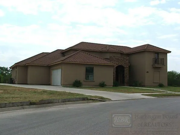 1348 Costa Del Sol Dr, Brownsville, TX 78520