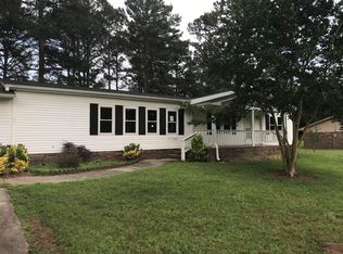 60 Queens Ct, London, AR 72847