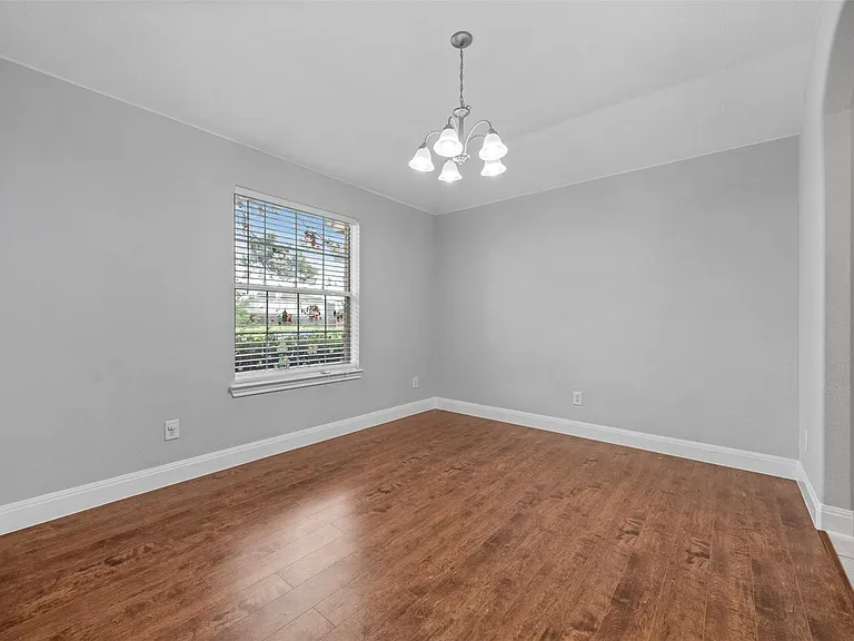 18235 Silver Timber Ct — Photo 6