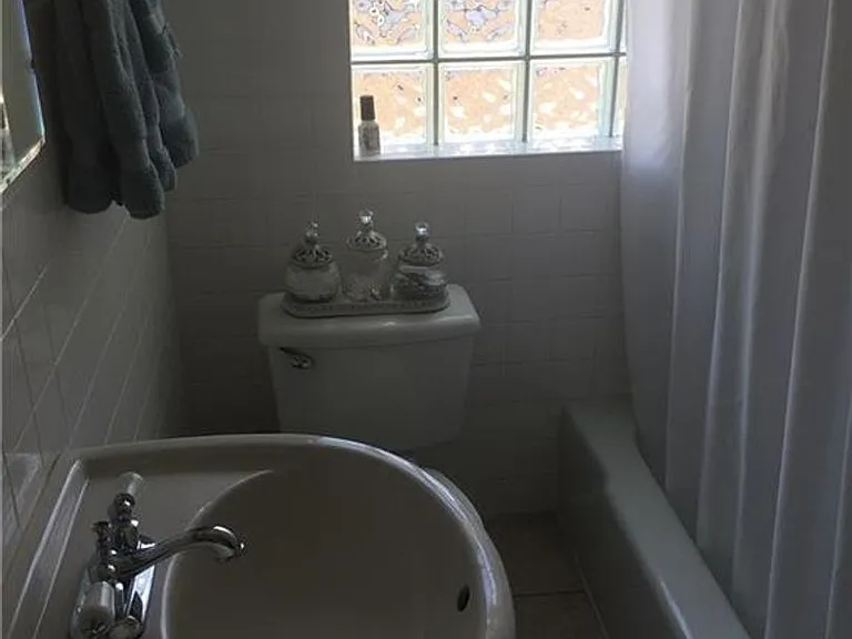 707 1/2 Graham Pl — Photo 15
