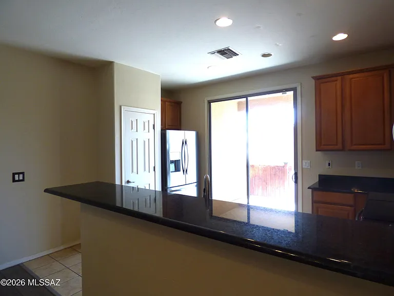 14377 N Bannerstone Ct — Photo 7