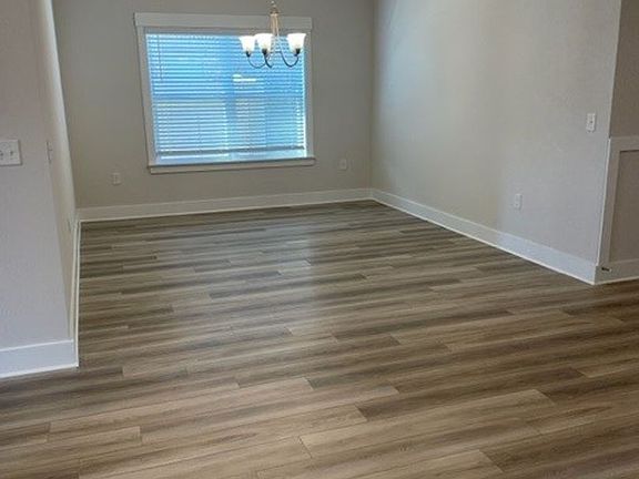 3rd image of 1714 Grouse St