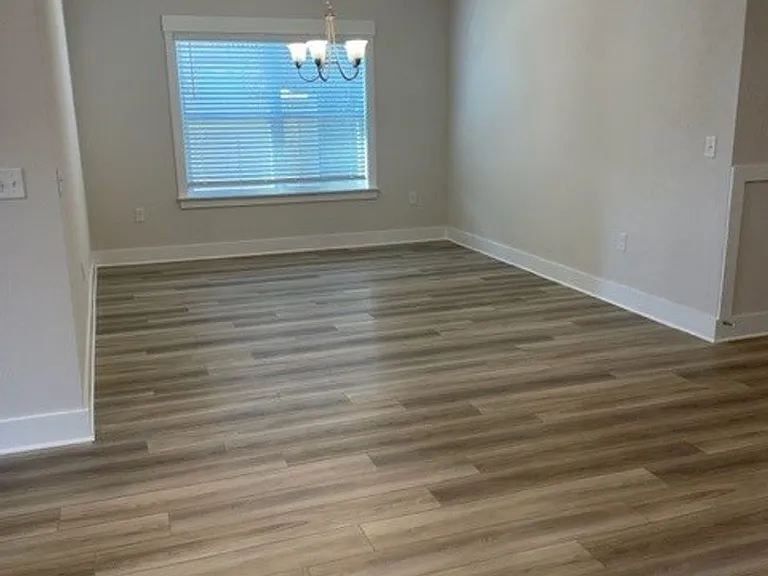 1714 Grouse St — Photo 3